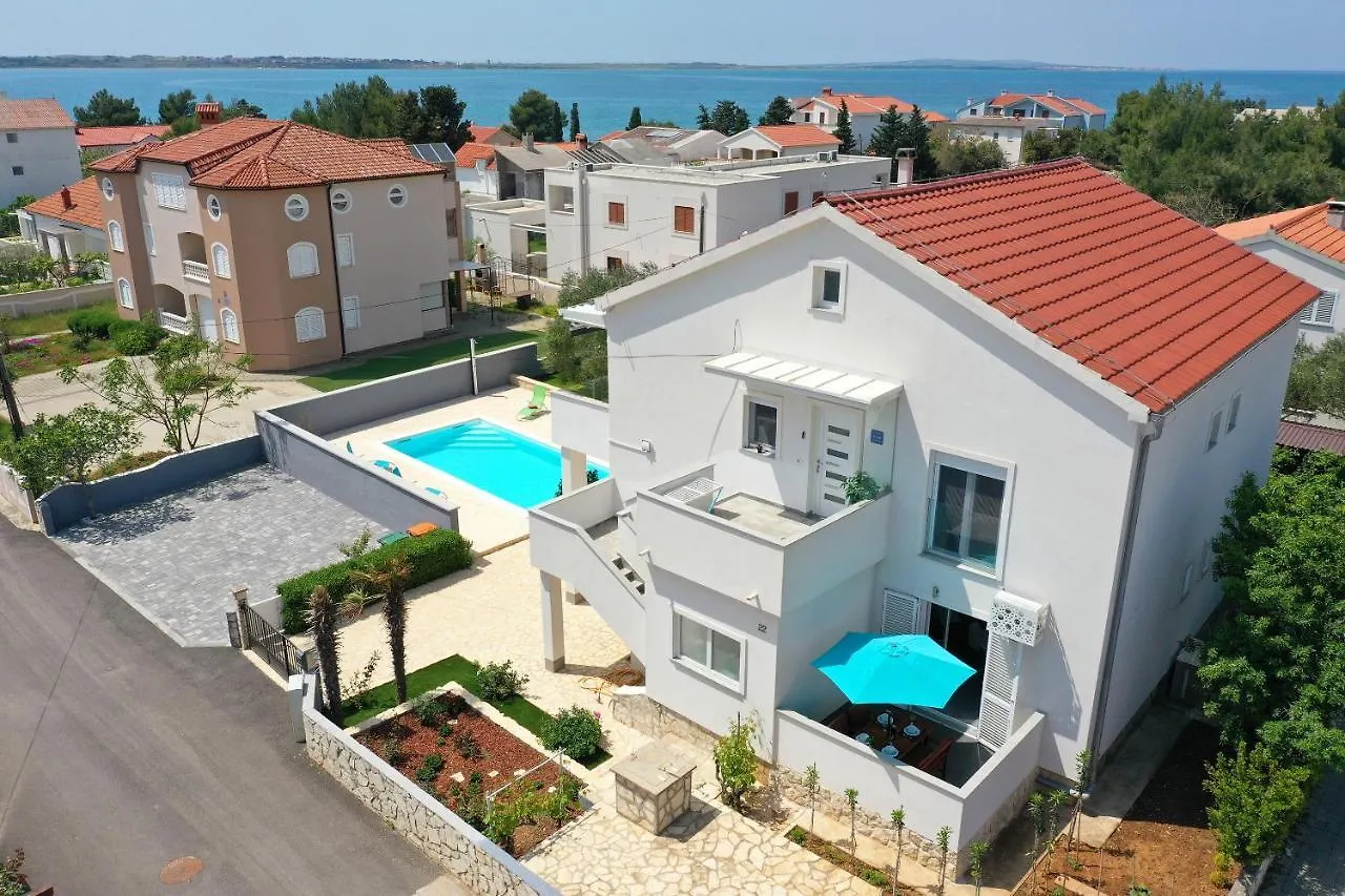 Blue Sunrise Apartment  Vrsi