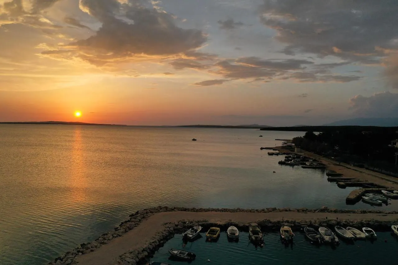 Blue Sunrise Apartment 0*, Vrsi Croatia